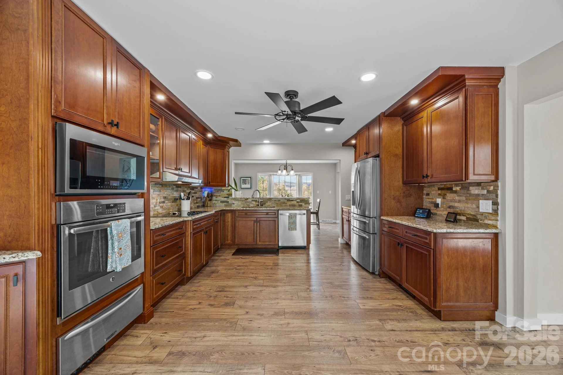235 Petersburg View Drive - Photo 5