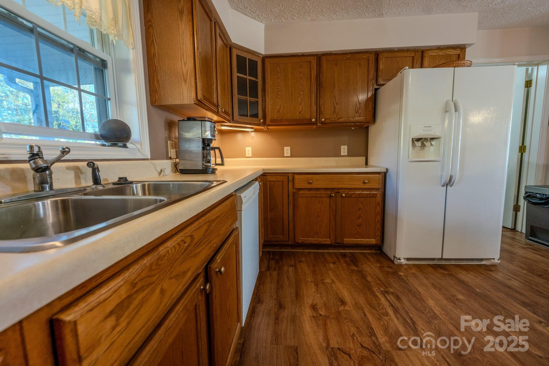 565 Overlook Drive - Photo 29