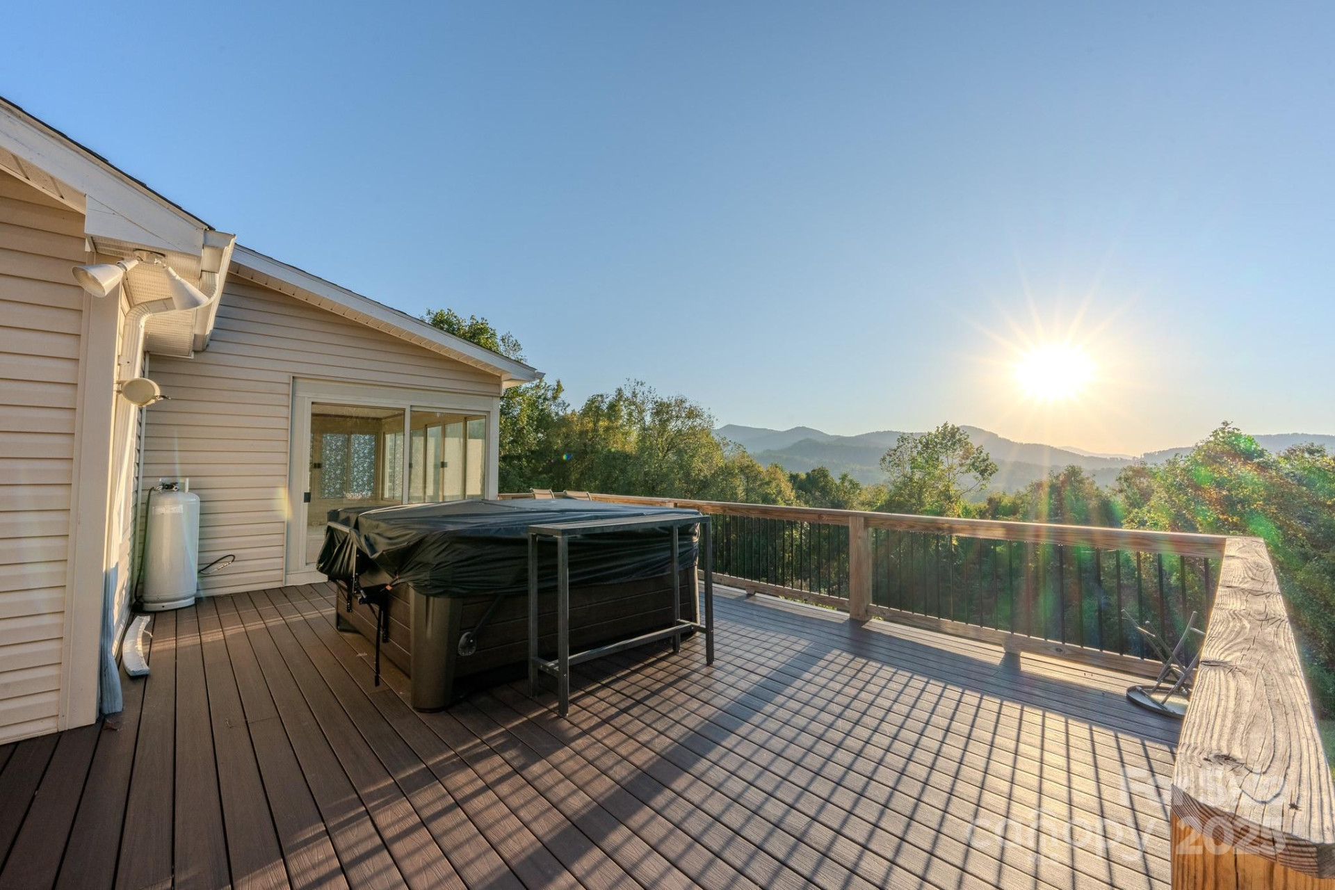 565 Overlook Drive - Photo 5