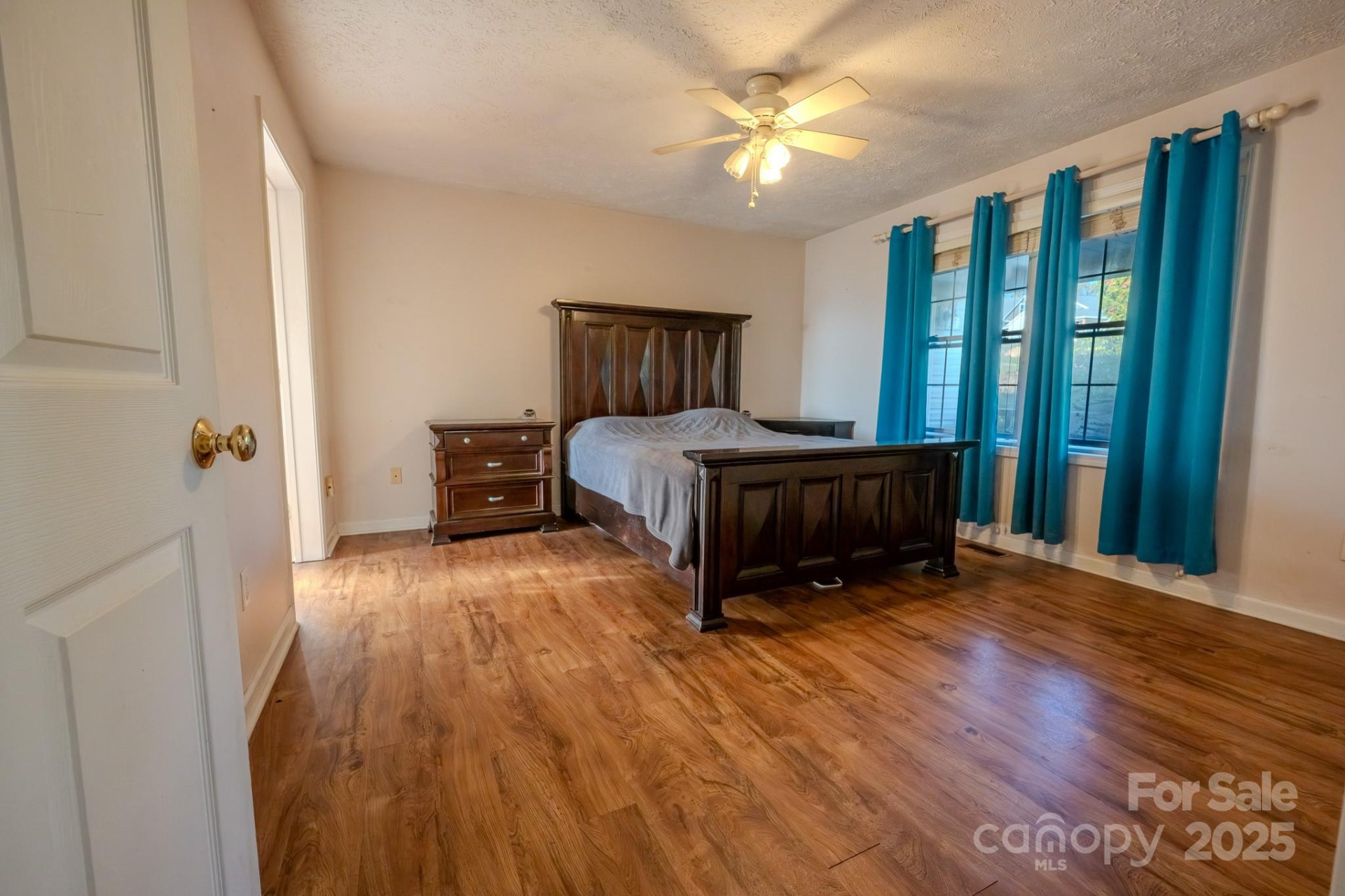 565 Overlook Drive - Photo 44