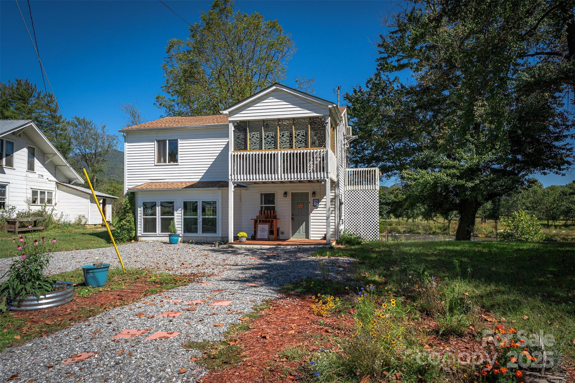 3755 Broad Street - Photo 2