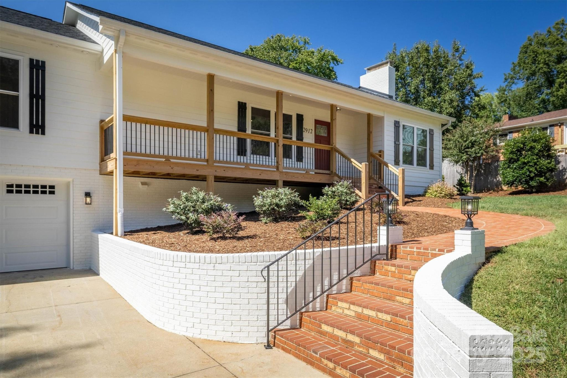 2912 Woodstream Drive - Photo 3