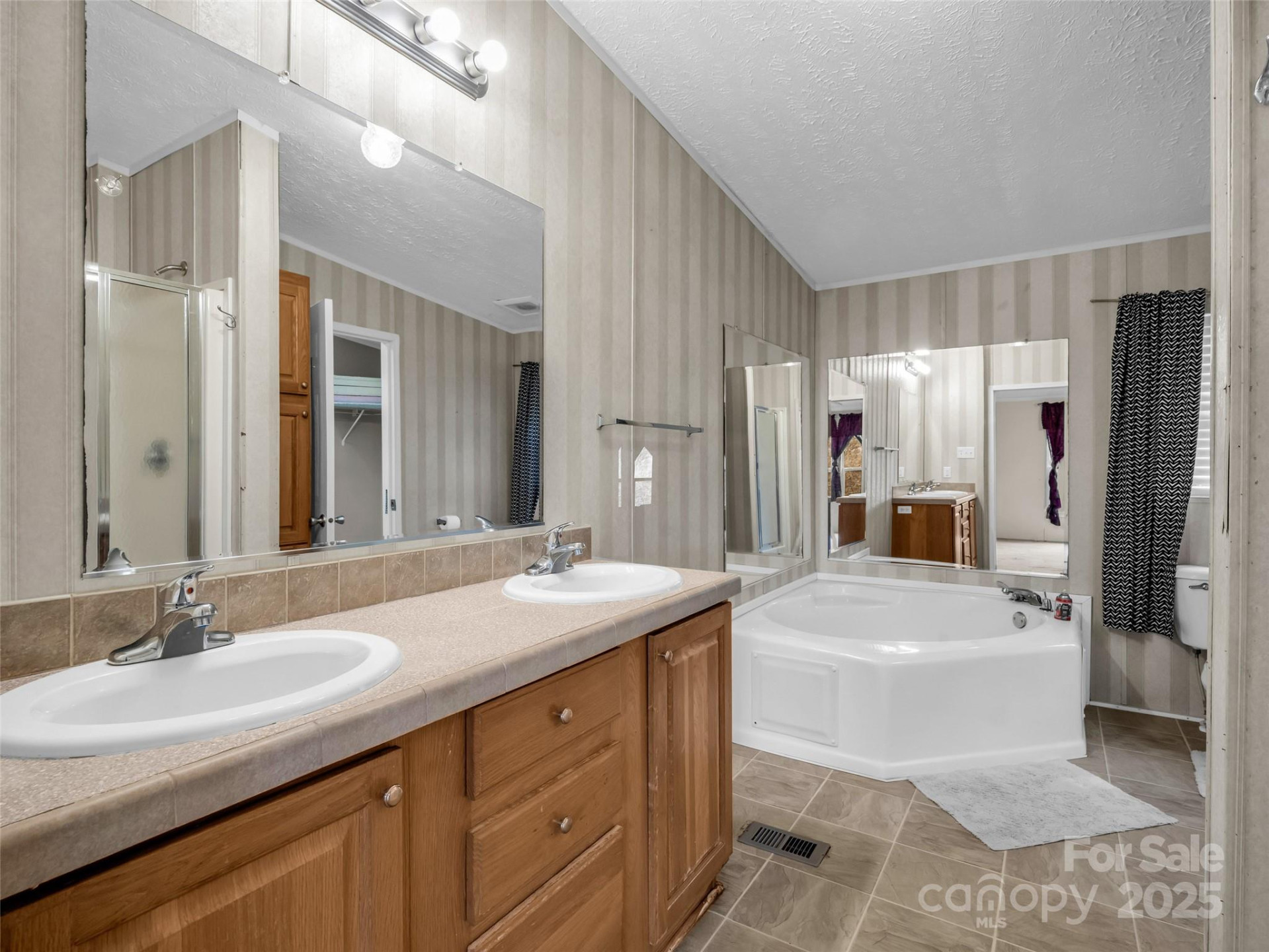 114 Leonards Lane - Photo 17