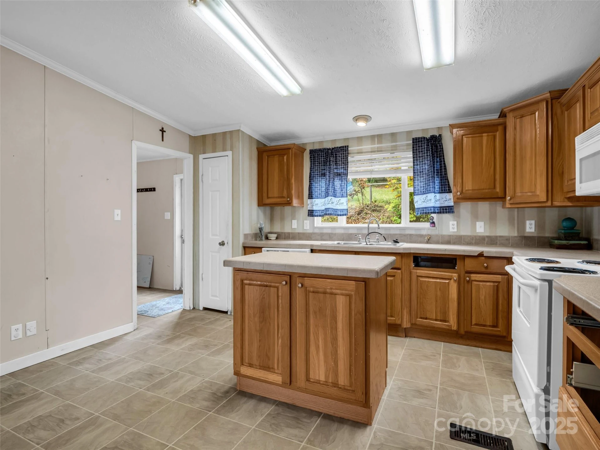 114 Leonards Lane - Photo 9