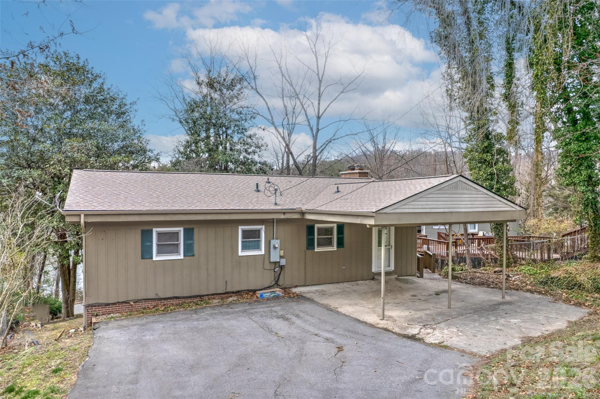 22 Shore Drive - Photo 2