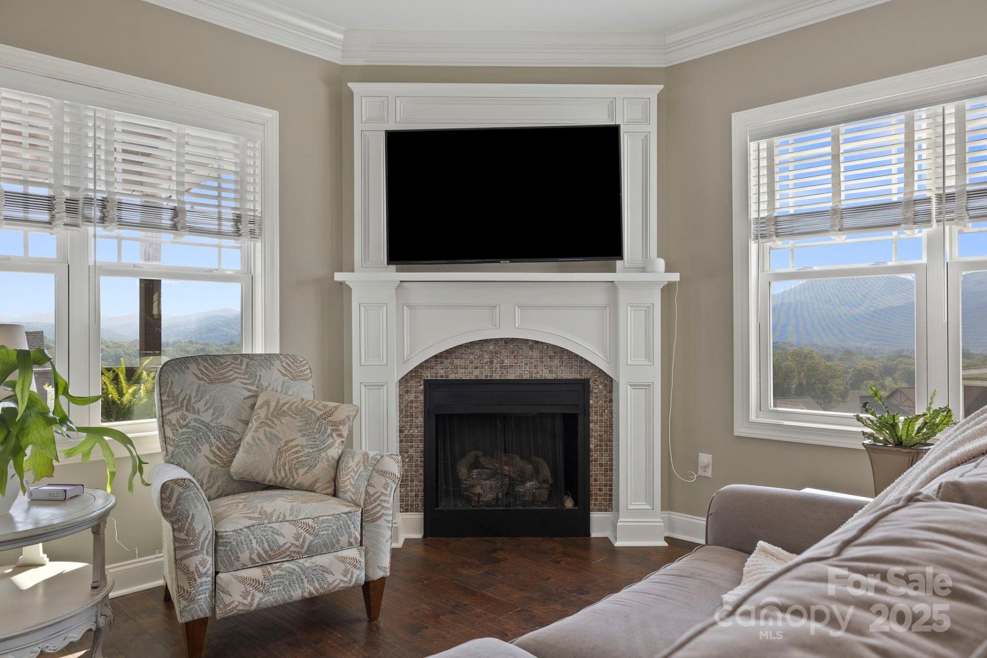 70 Tudor Way - Photo 6