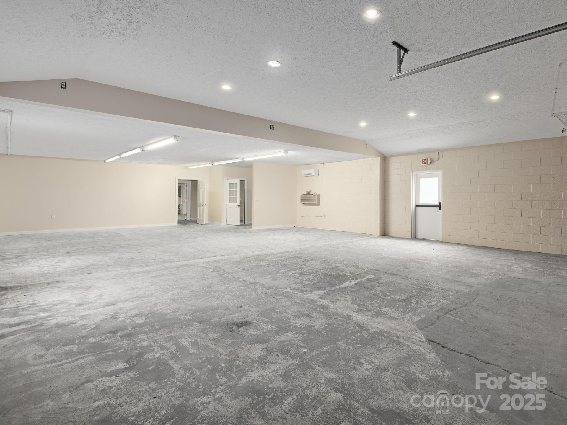 732 Jonesborough Street - Photo 16