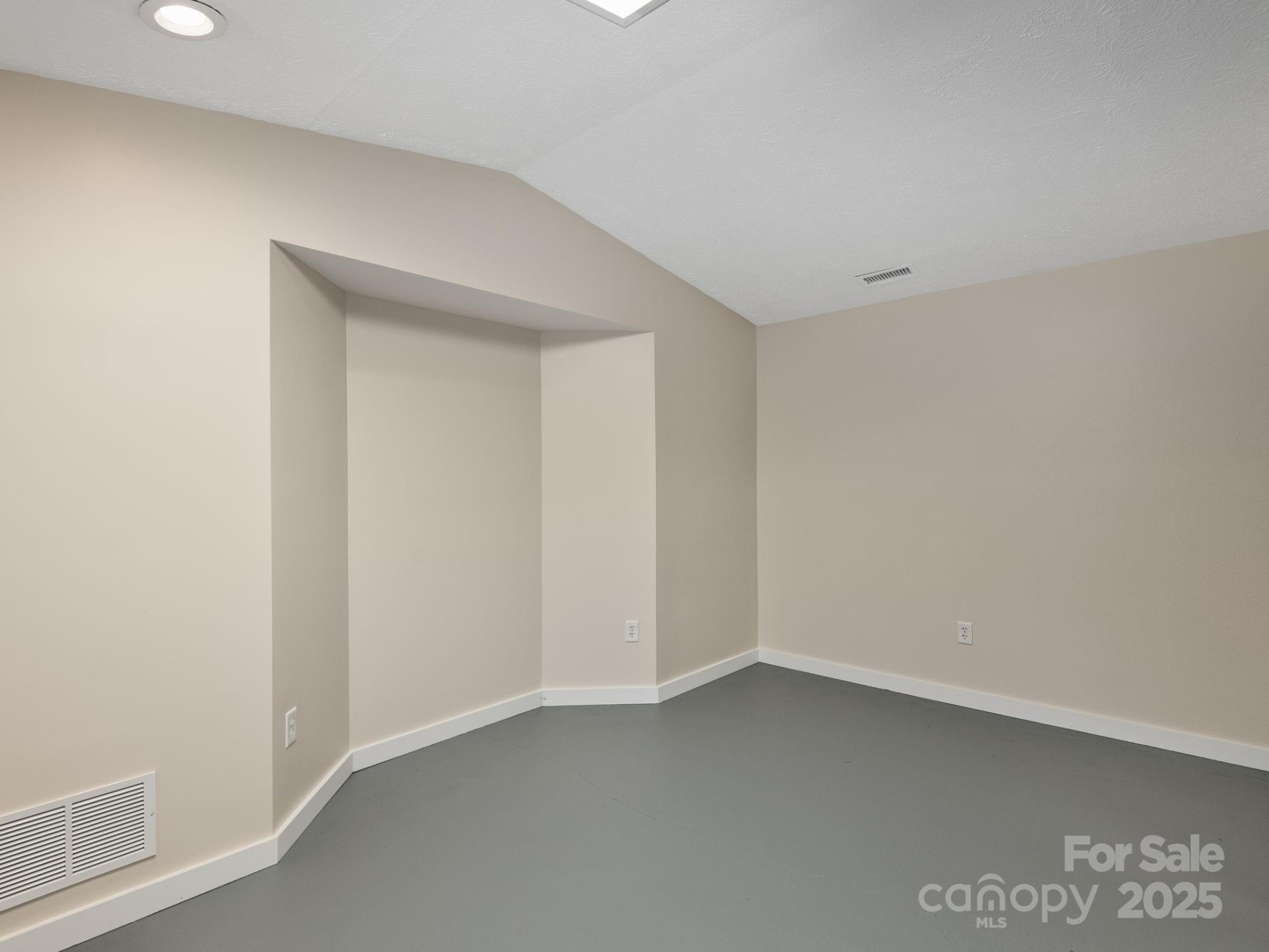 732 Jonesborough Street - Photo 7