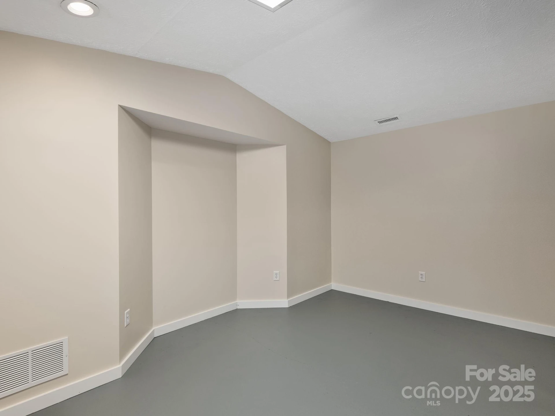 732 Jonesborough Street - Photo 7