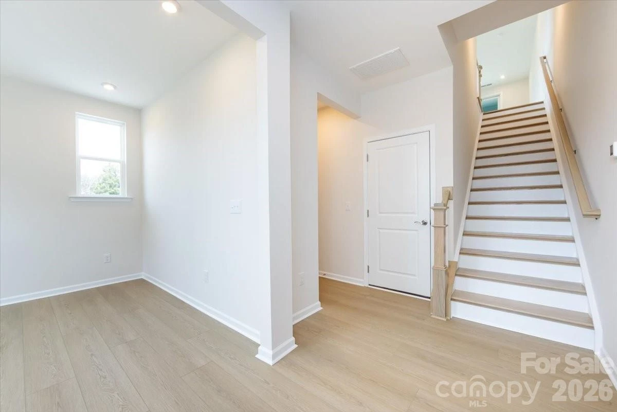 3013 Circles End - Photo 4