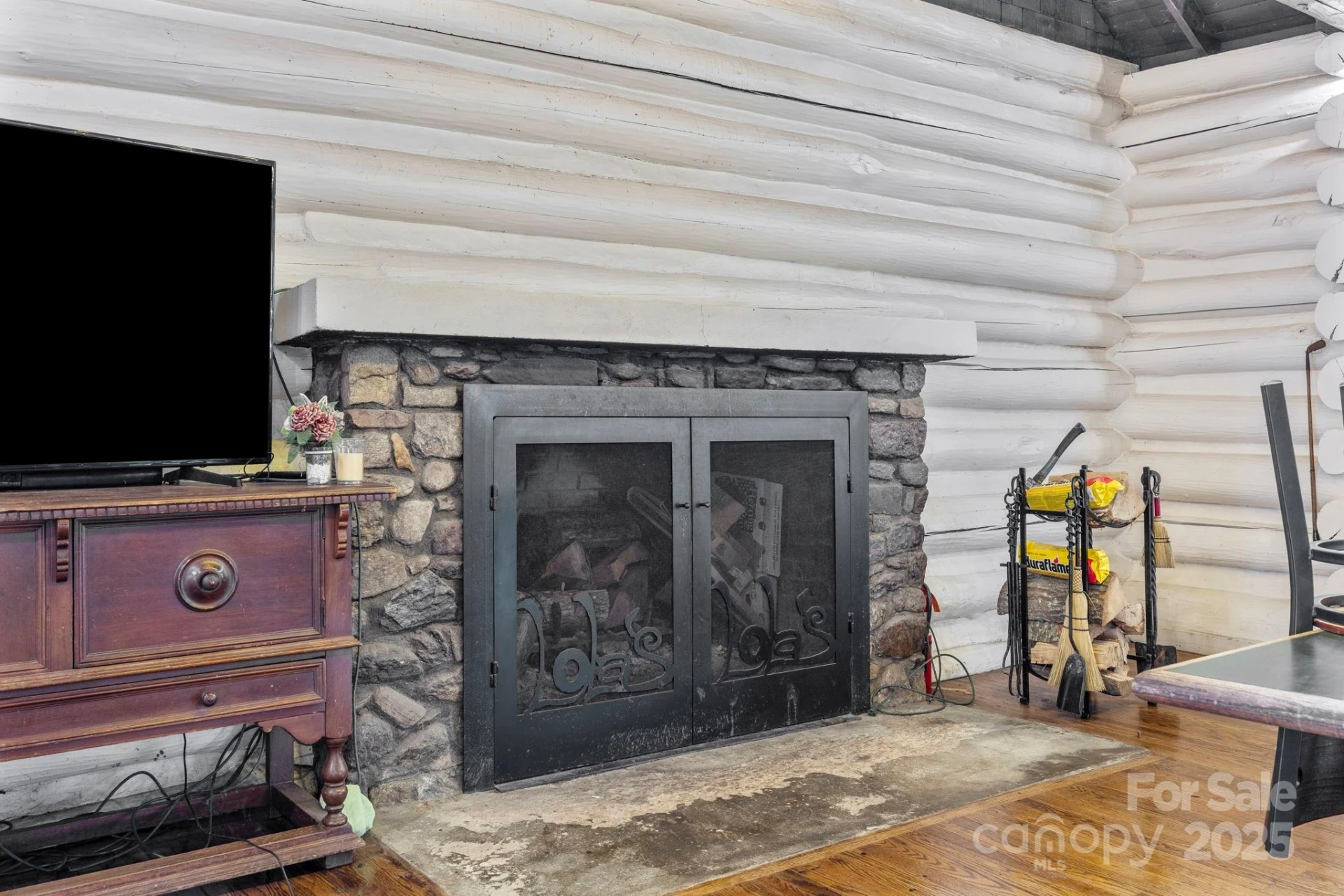 1196 Country Club Road - Photo 5