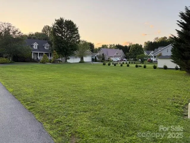 74 Plato Place, Etowah, NC, 28729