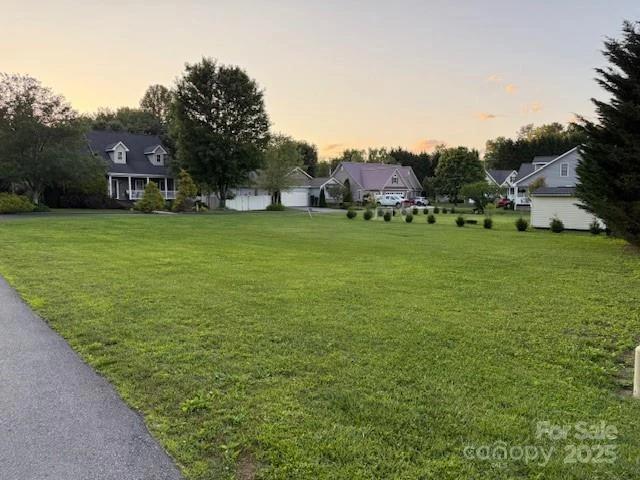 74 Plato Place