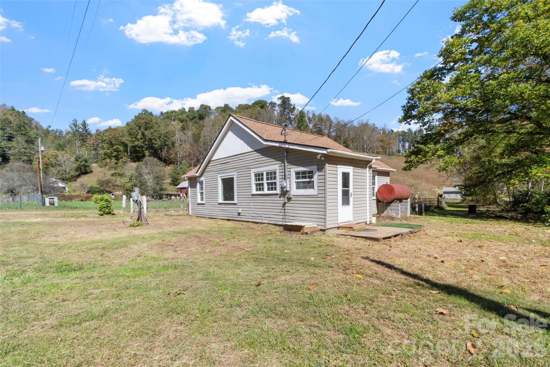 689 Bald Mountain Road - Photo 3