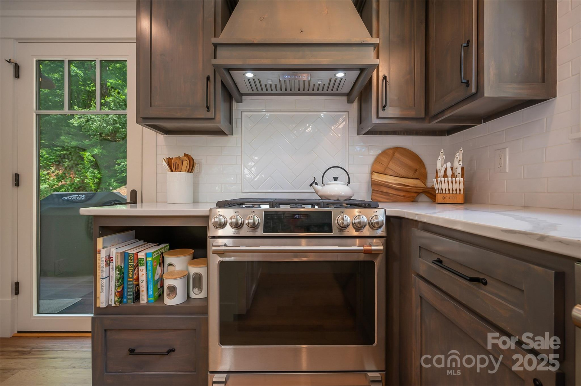 54 Holland Drive - Photo 19