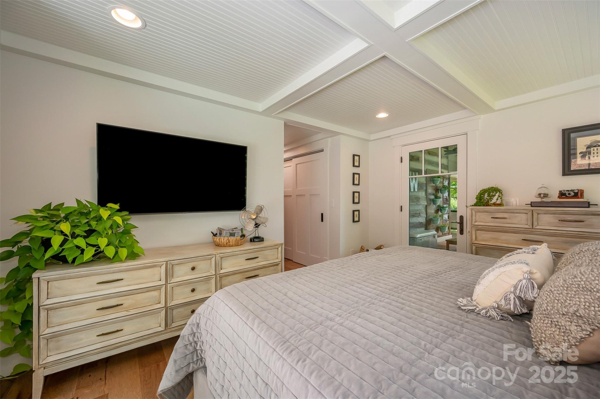 54 Holland Drive - Photo 22