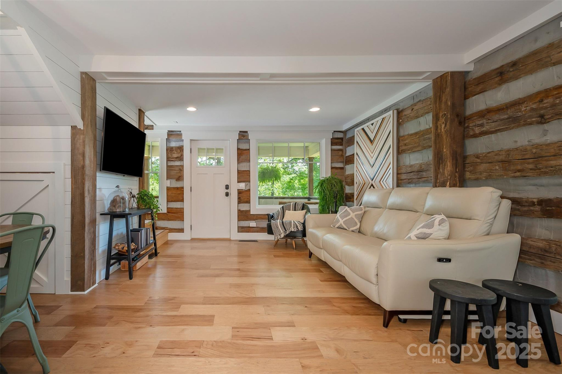 54 Holland Drive - Photo 10