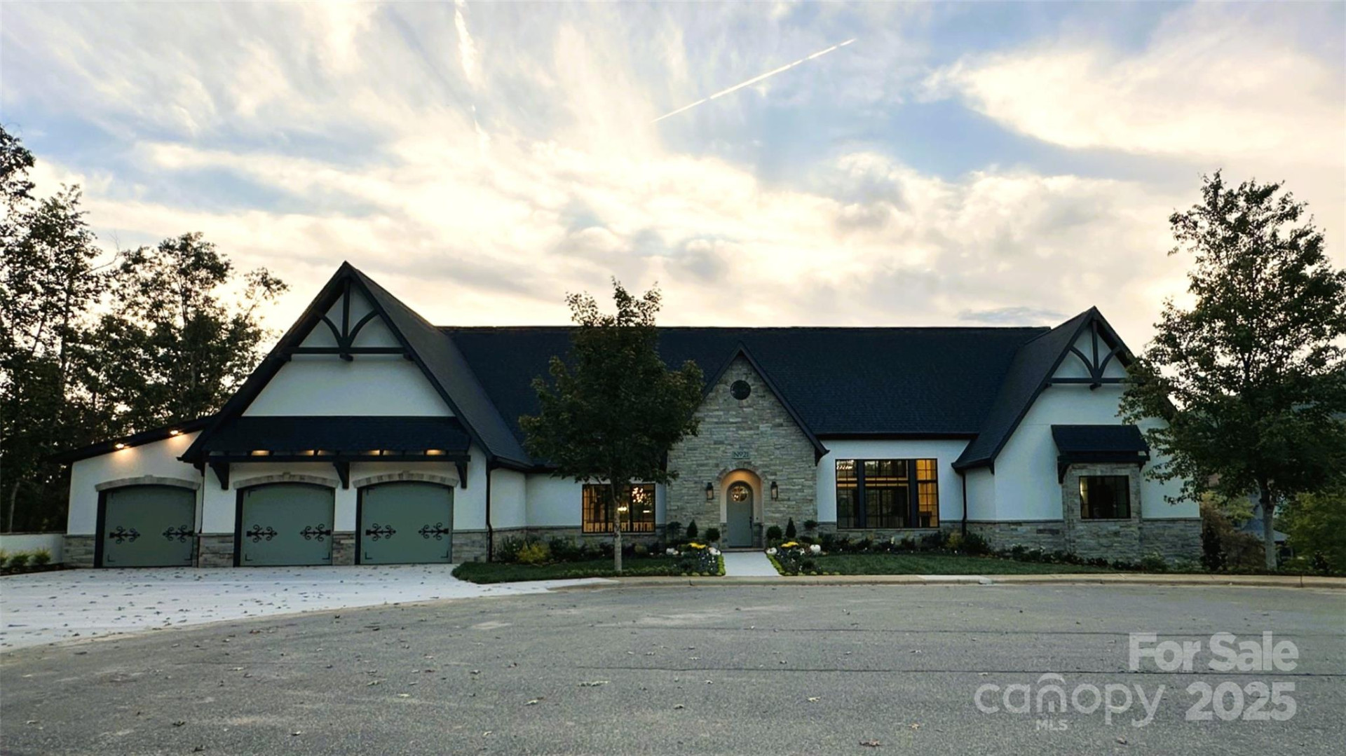 21 Evian Court - Photo 2