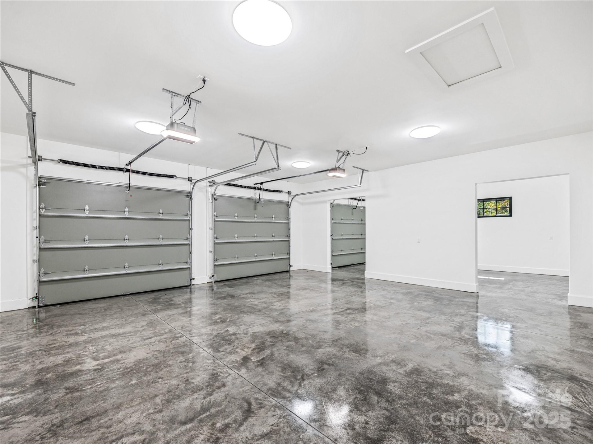 21 Evian Court - Photo 19