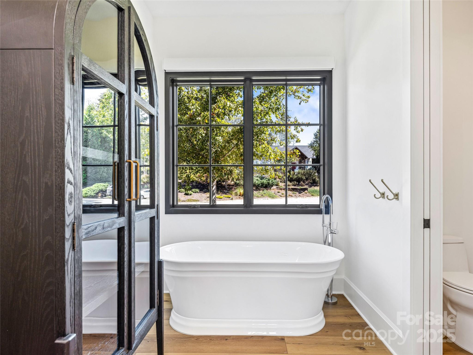 21 Evian Court - Photo 26