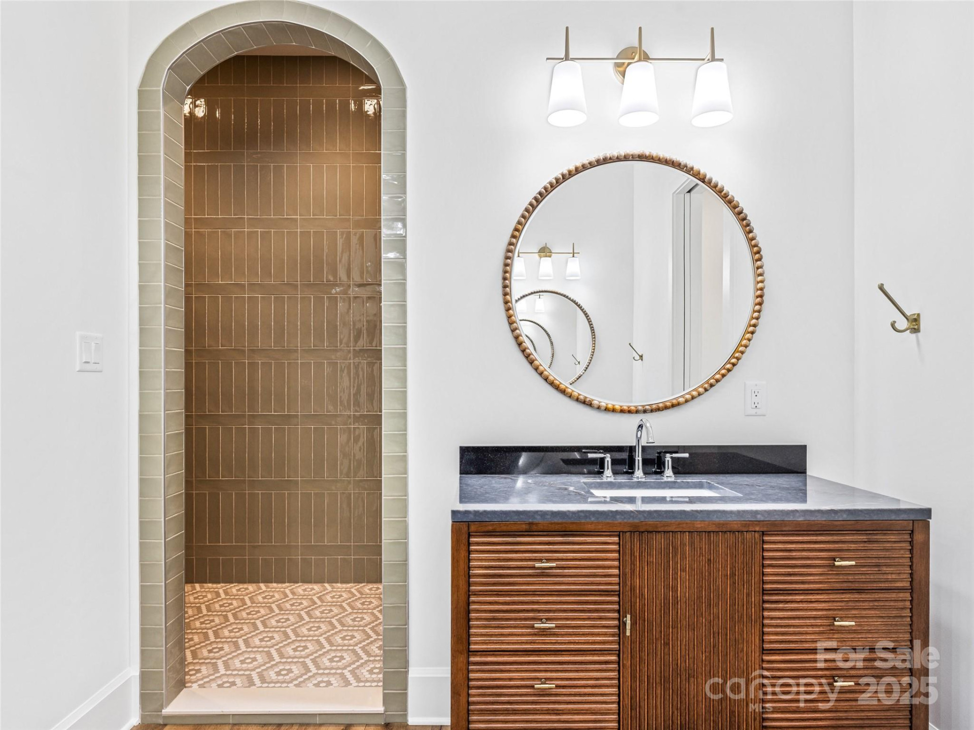 21 Evian Court - Photo 27