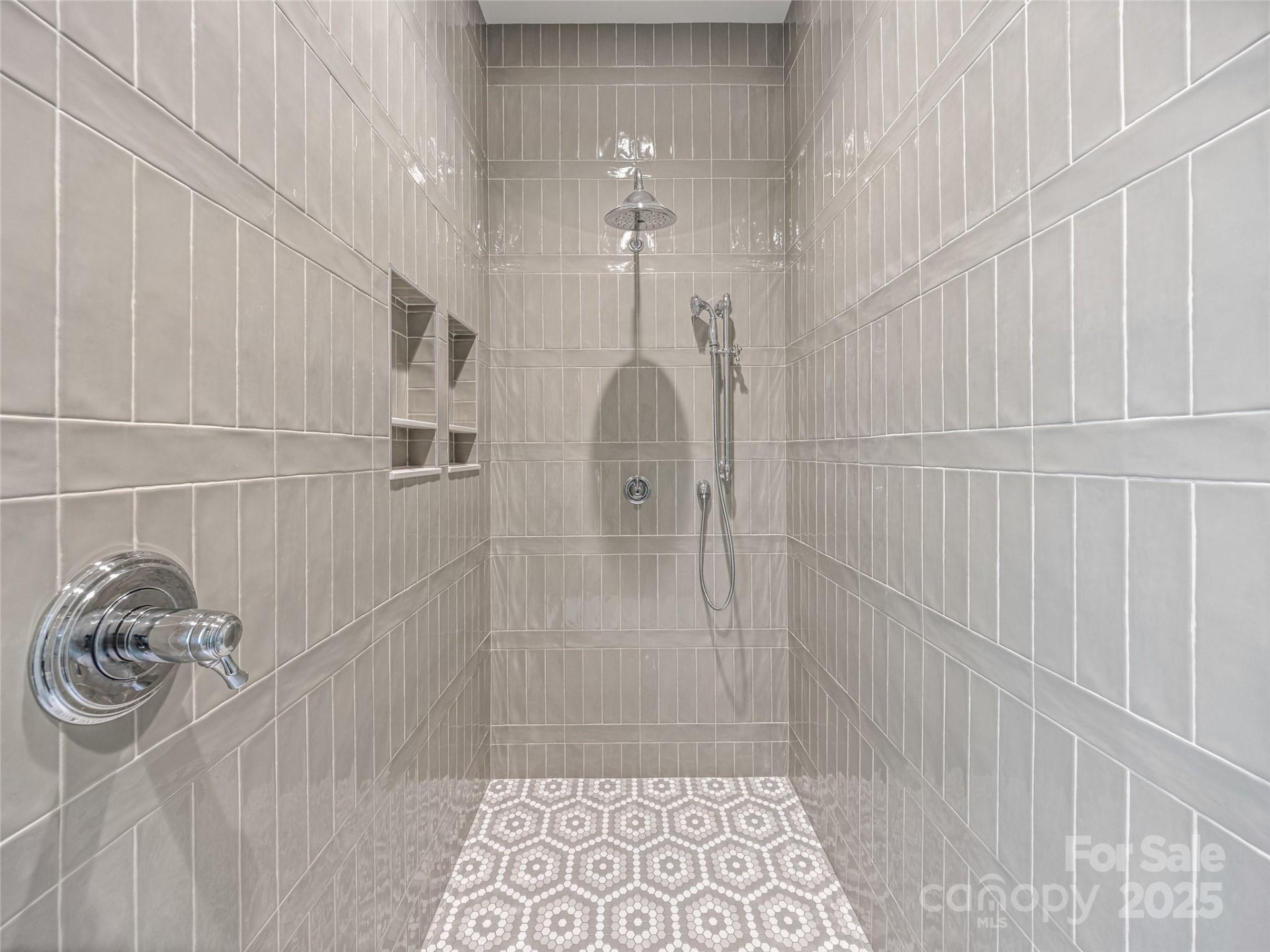 21 Evian Court - Photo 30