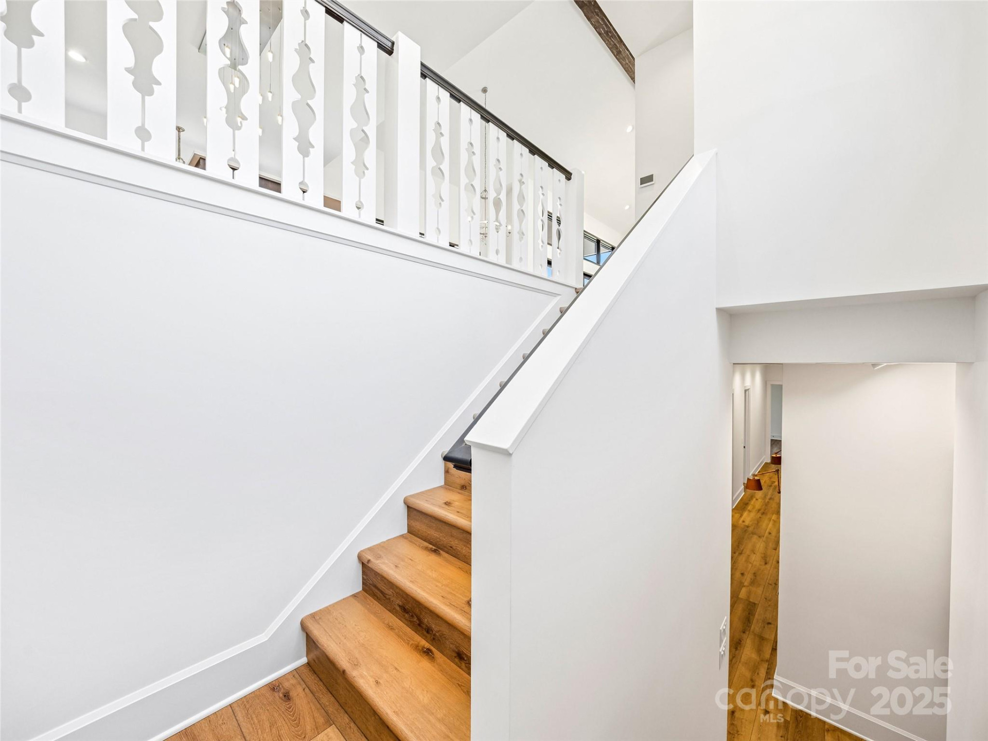 21 Evian Court - Photo 31