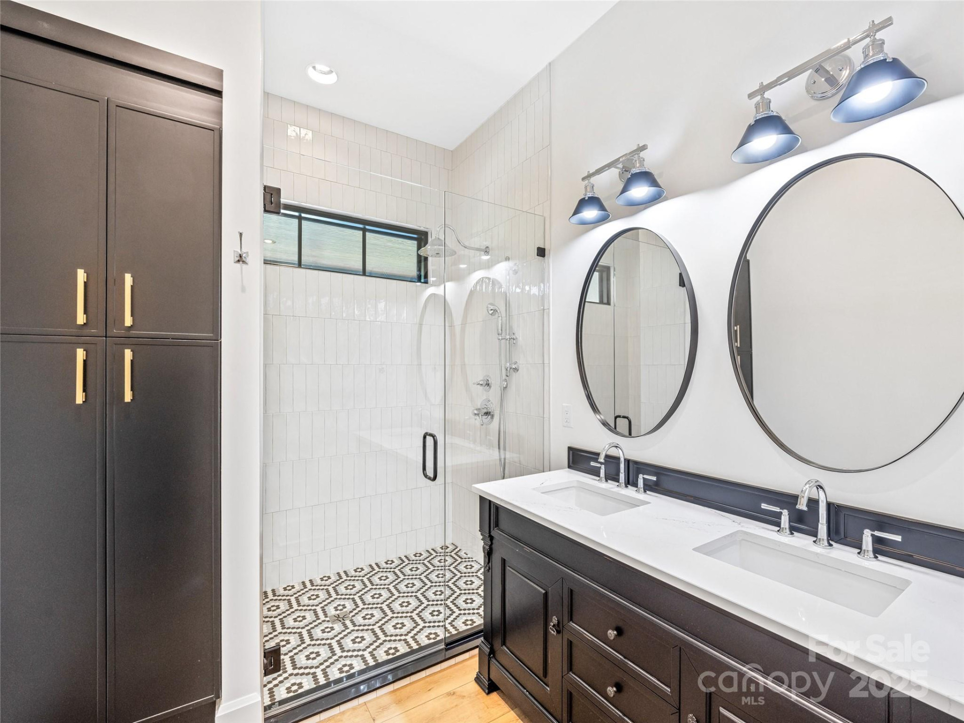 21 Evian Court - Photo 39