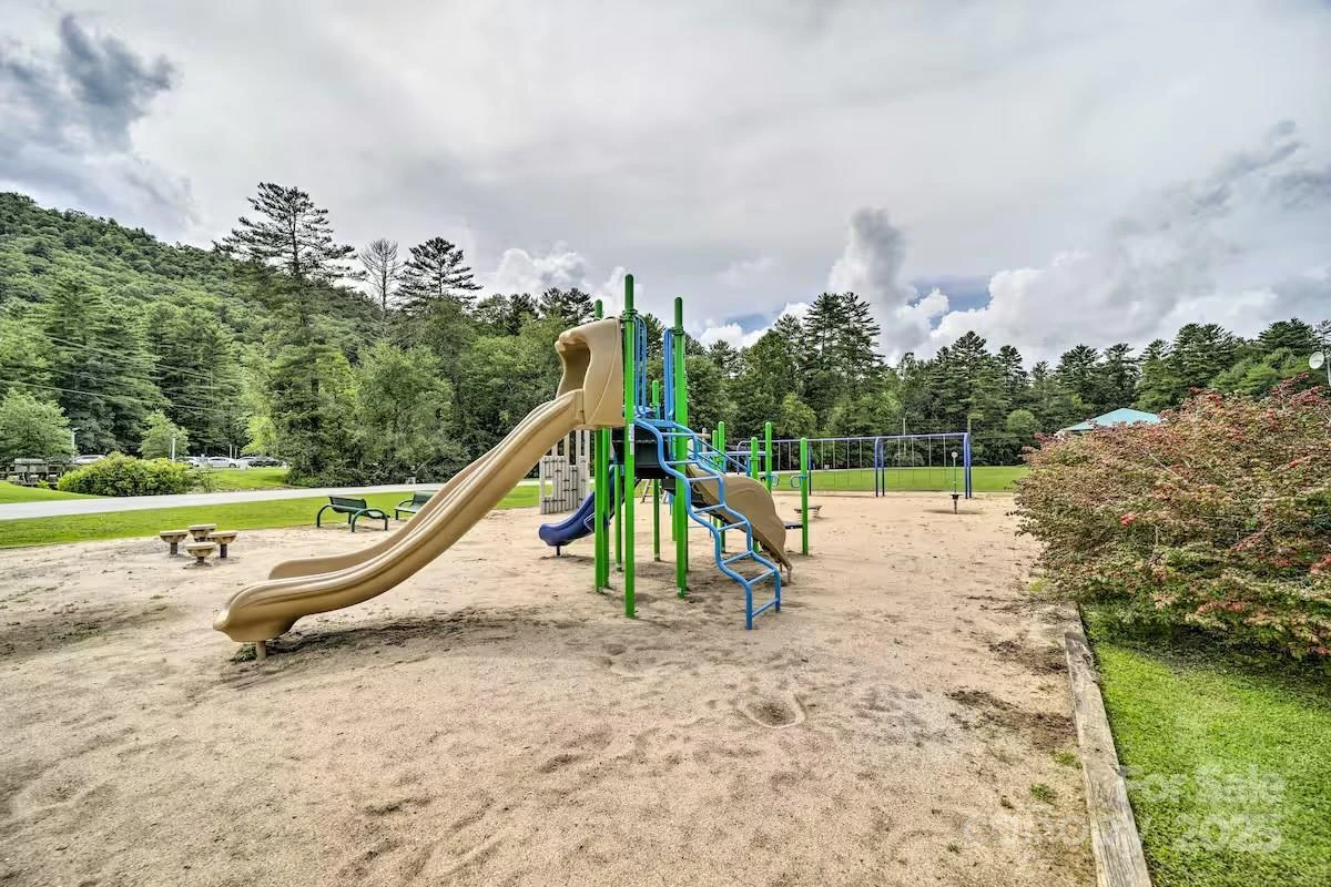 45 tomahawk Drive - Photo 21