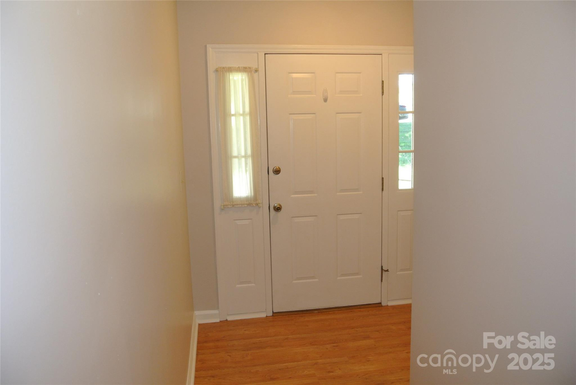 112 Holly Court - Photo 6