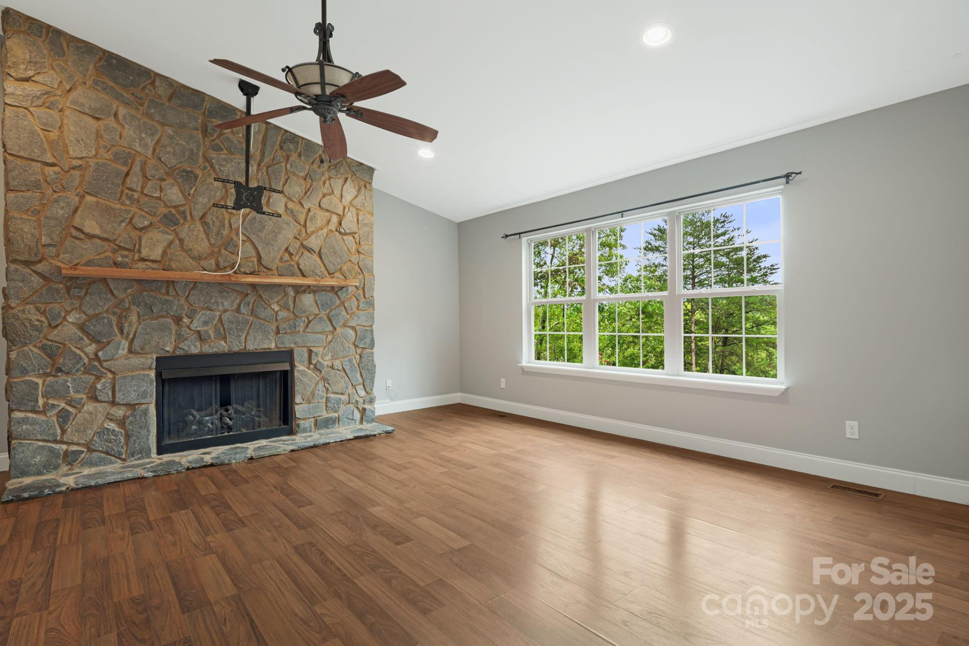 581 Dublin Lane - Photo 7