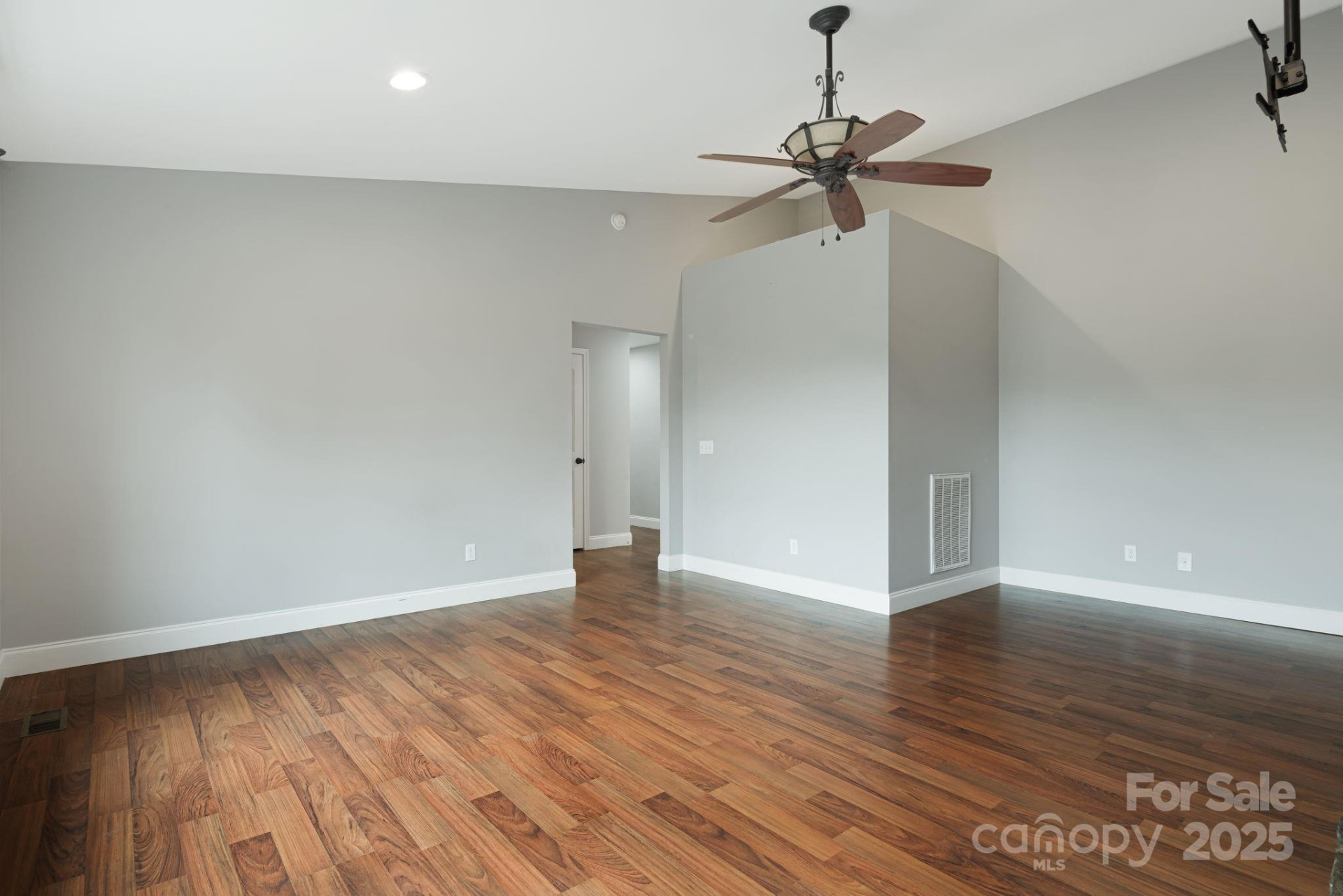 581 Dublin Lane - Photo 8