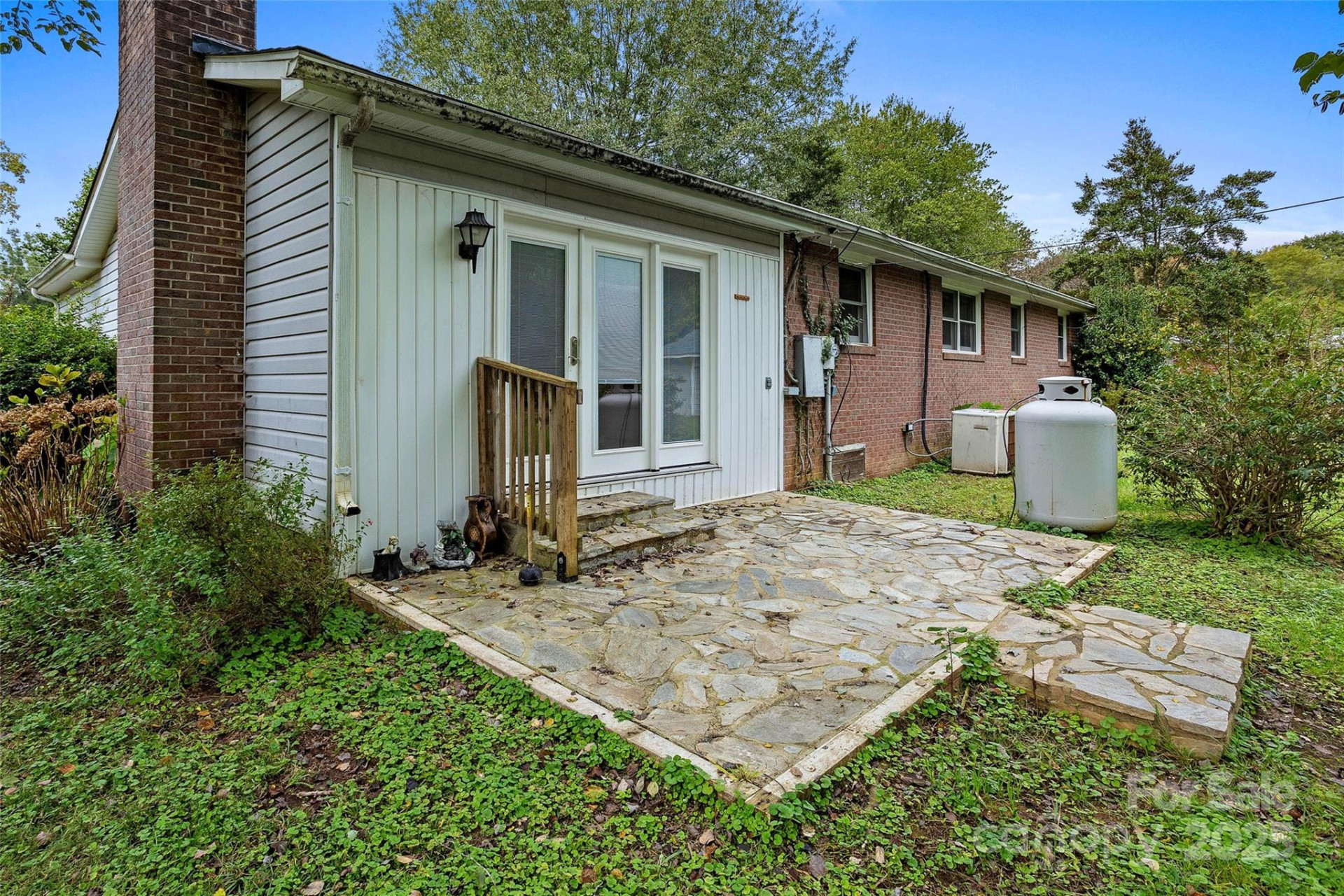 151 Debby Lane - Photo 11