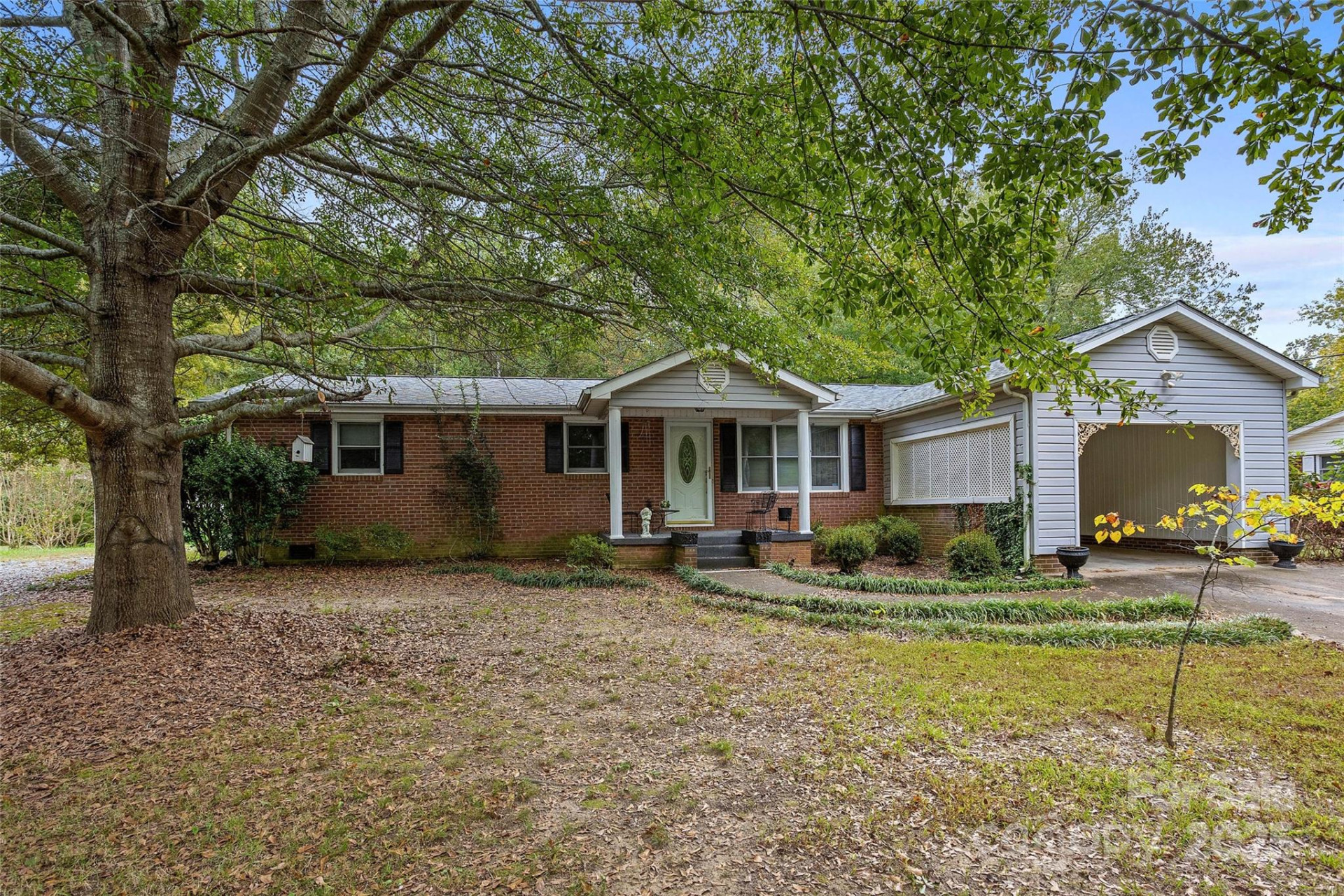 151 Debby Lane - Photo 4