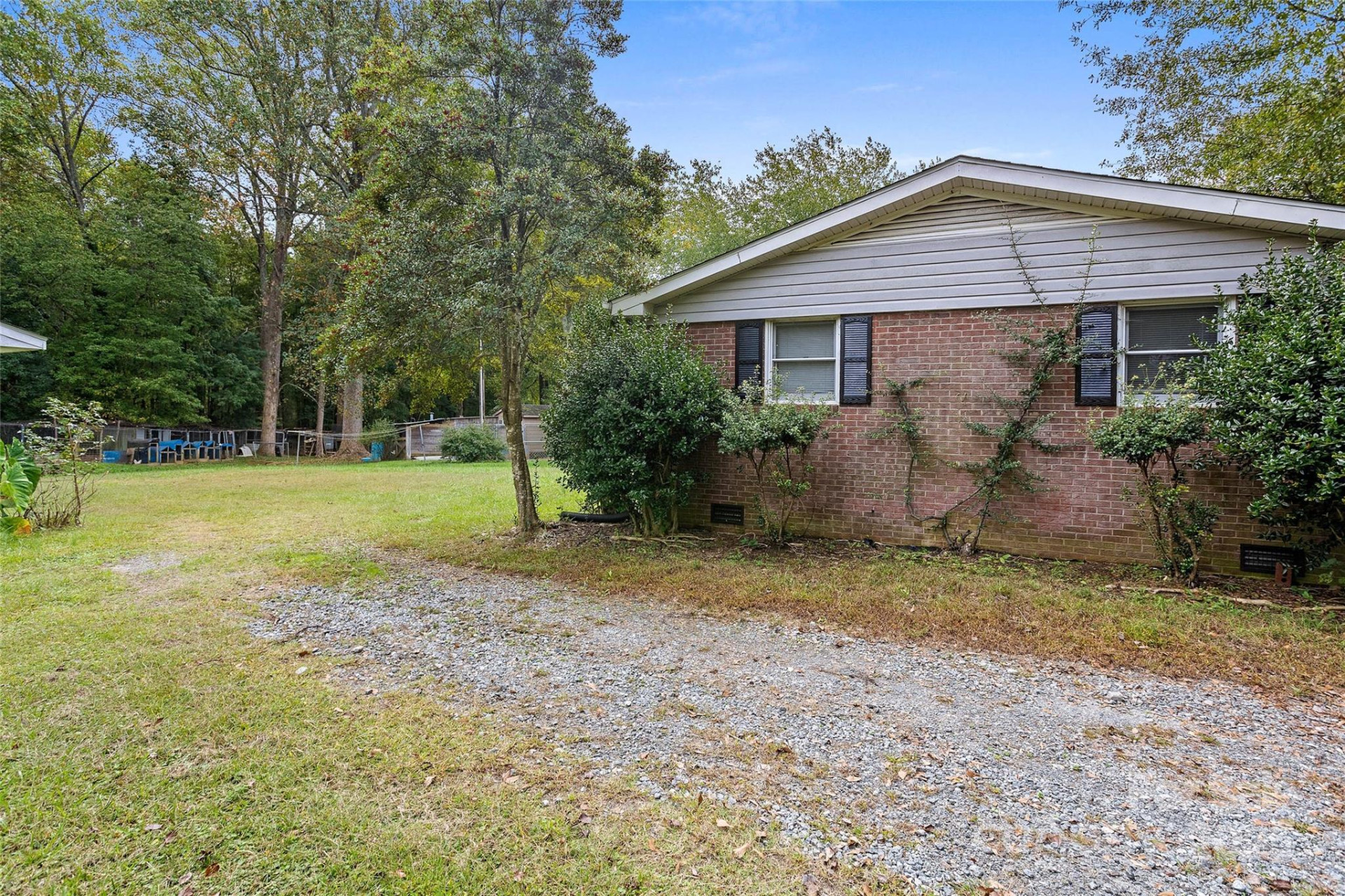 151 Debby Lane - Photo 7