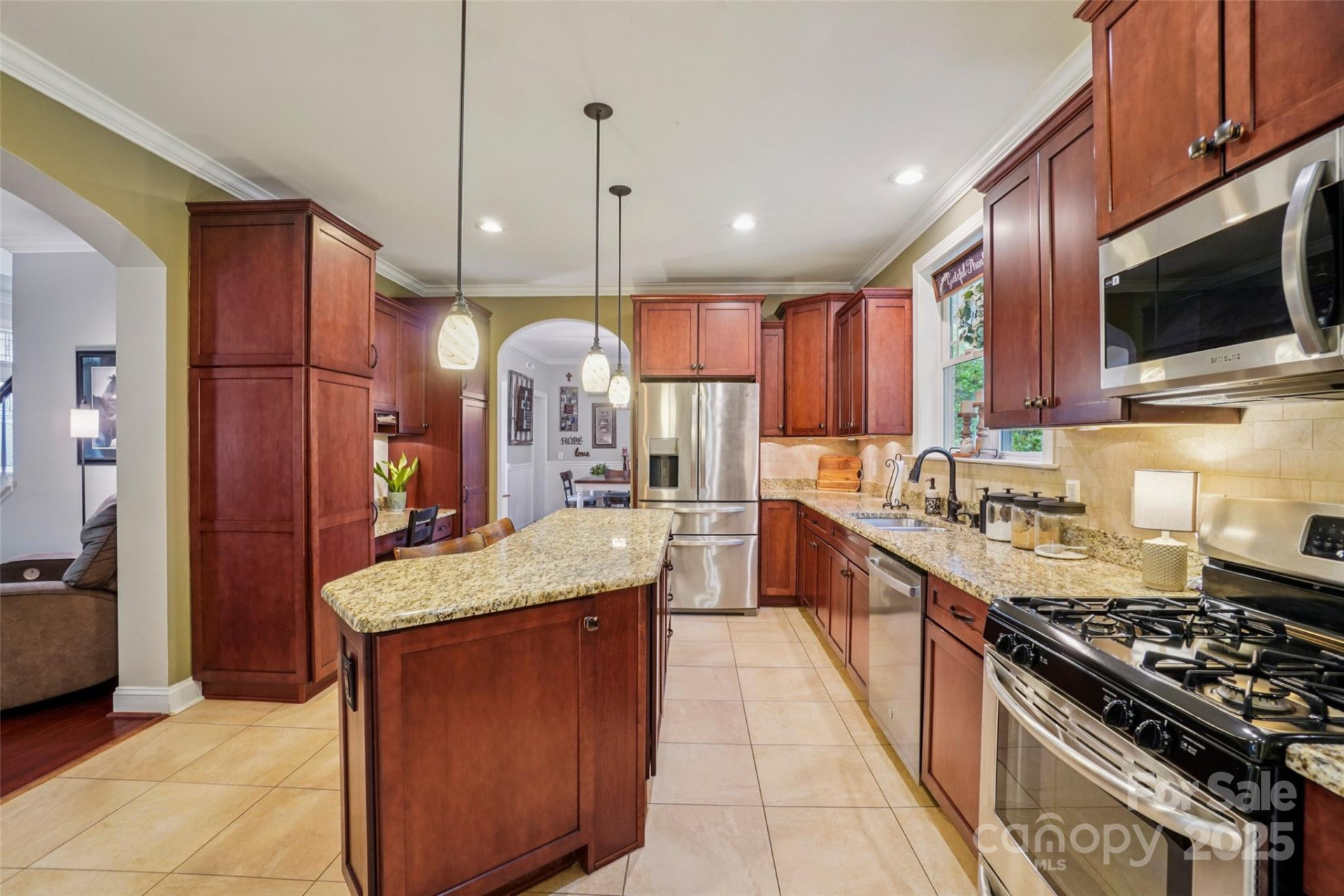 813 Beech Tree Place - Photo 16