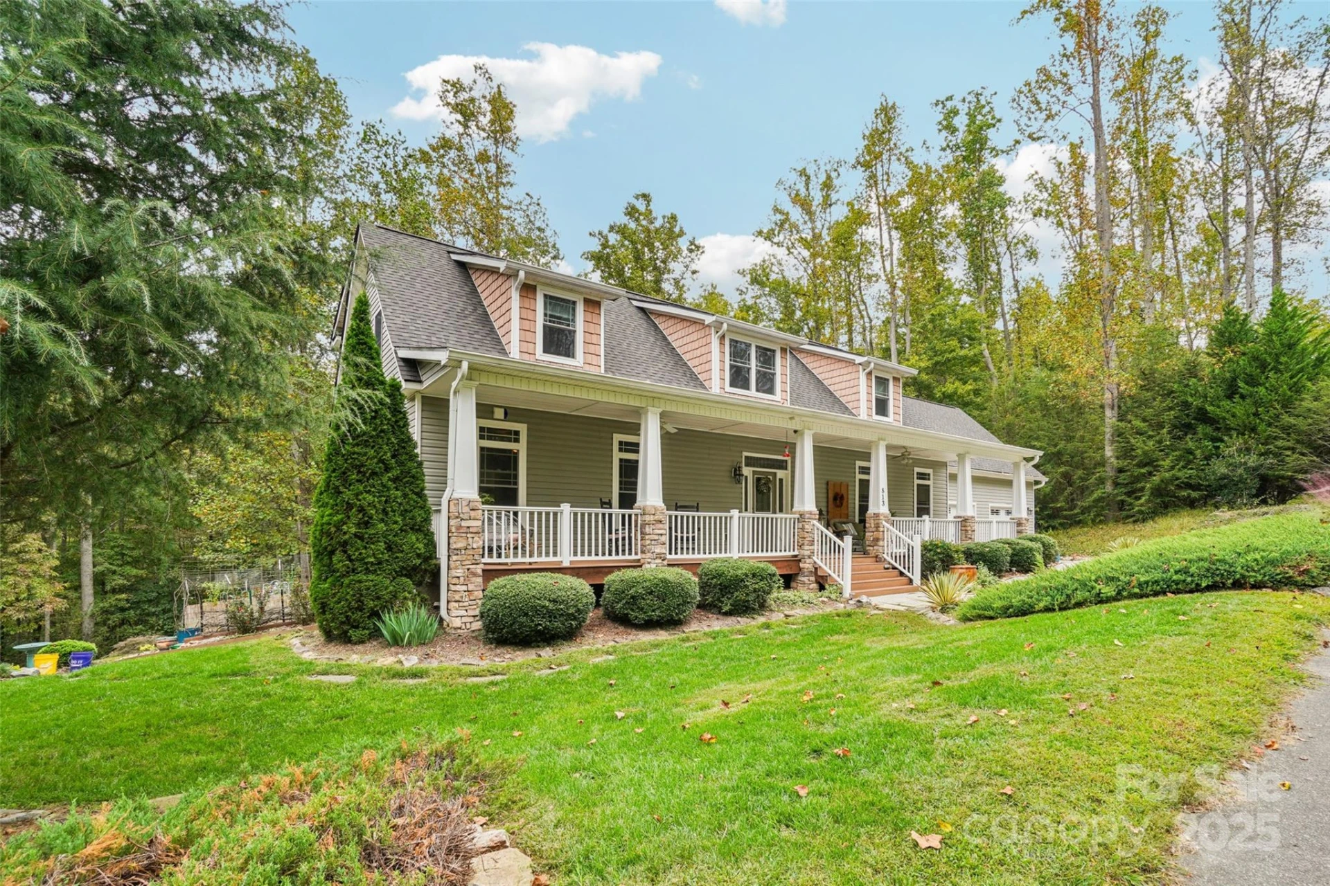 813 Beech Tree Place - Photo 3