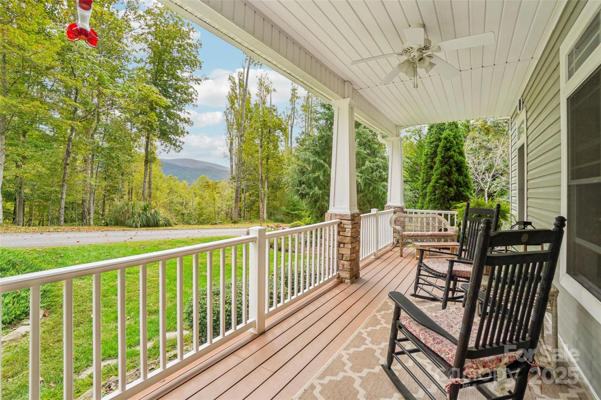813 Beech Tree Place - Photo 5