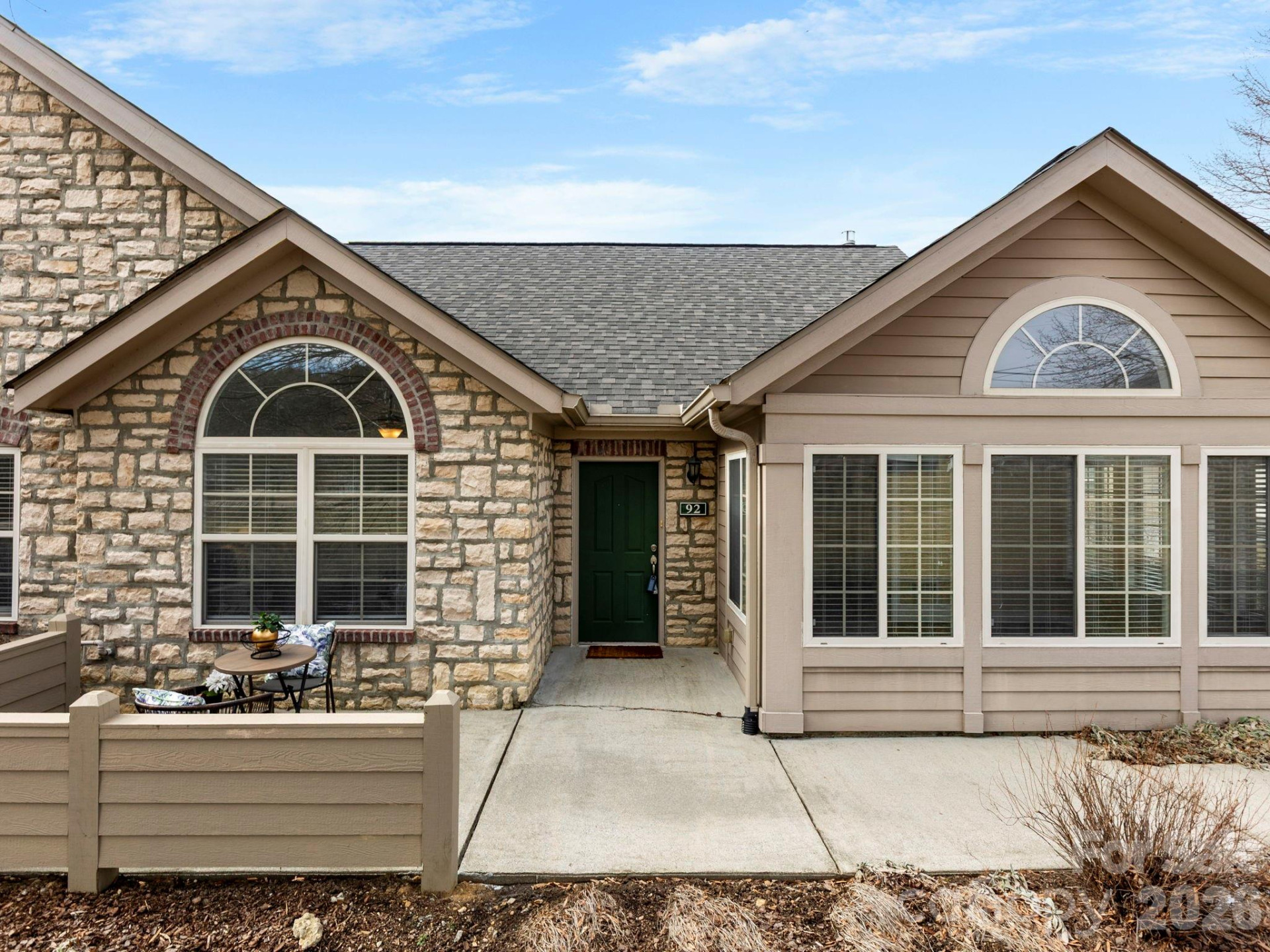 92 Mountain Meadow Circle - Photo 2