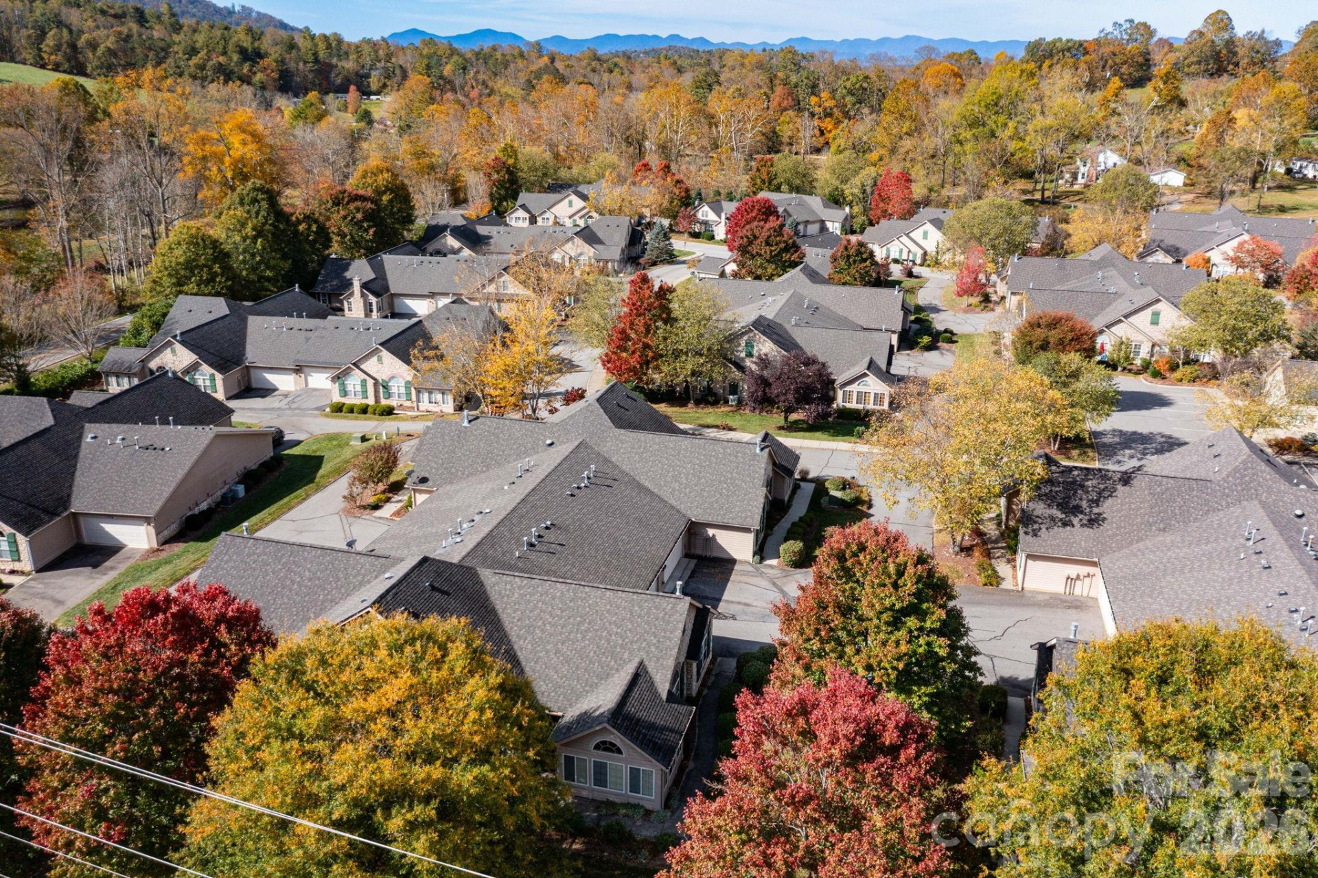 92 Mountain Meadow Circle - Photo 32