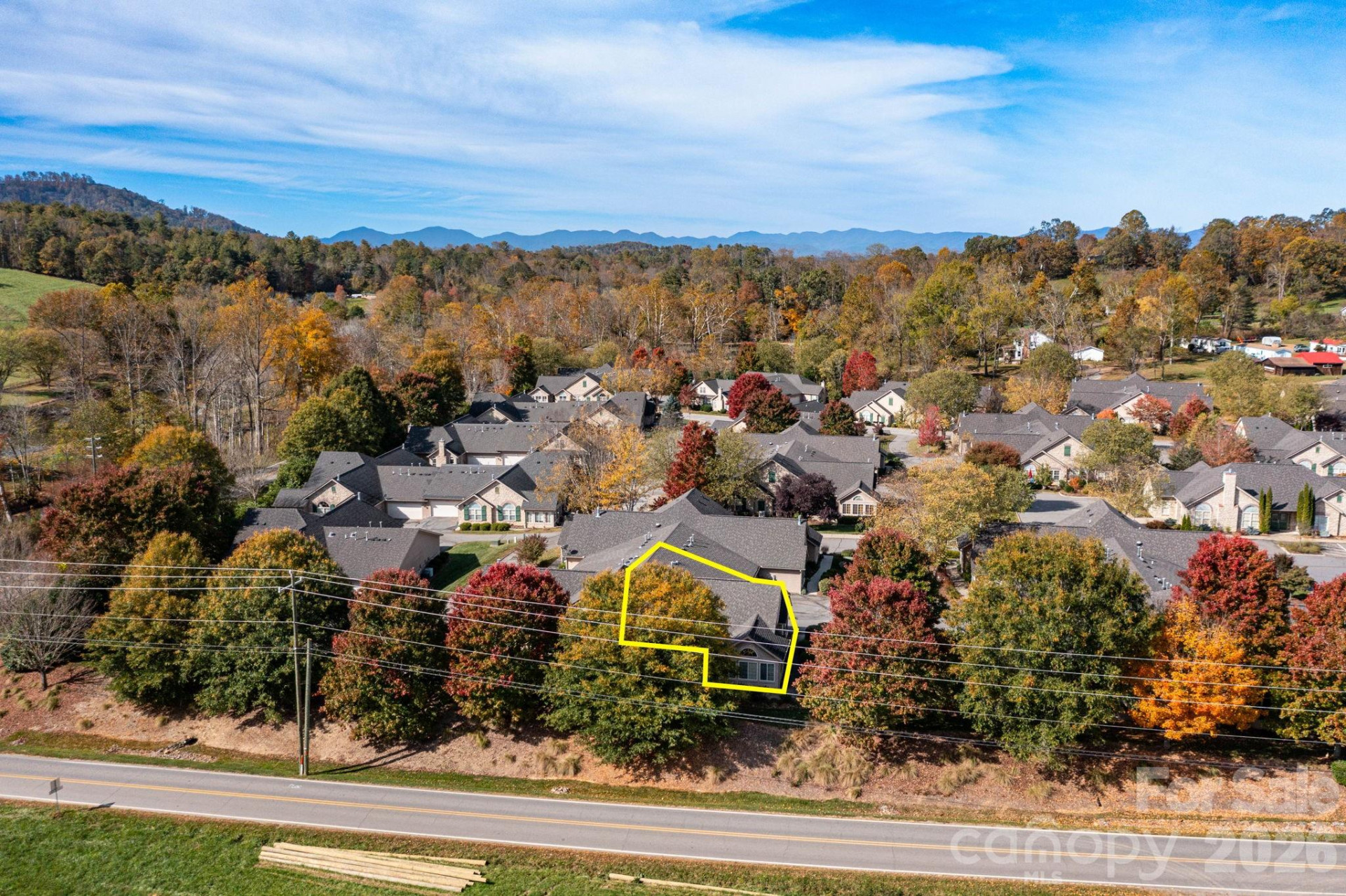 92 Mountain Meadow Circle - Photo 35