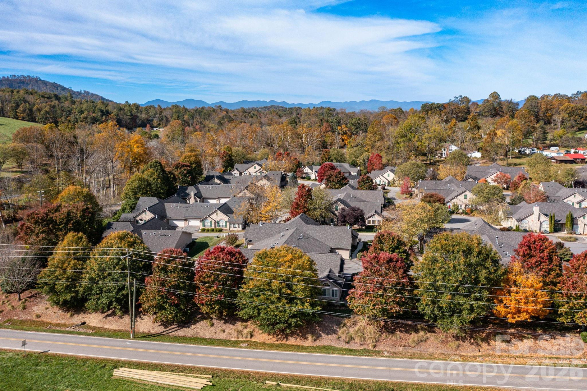 92 Mountain Meadow Circle - Photo 36