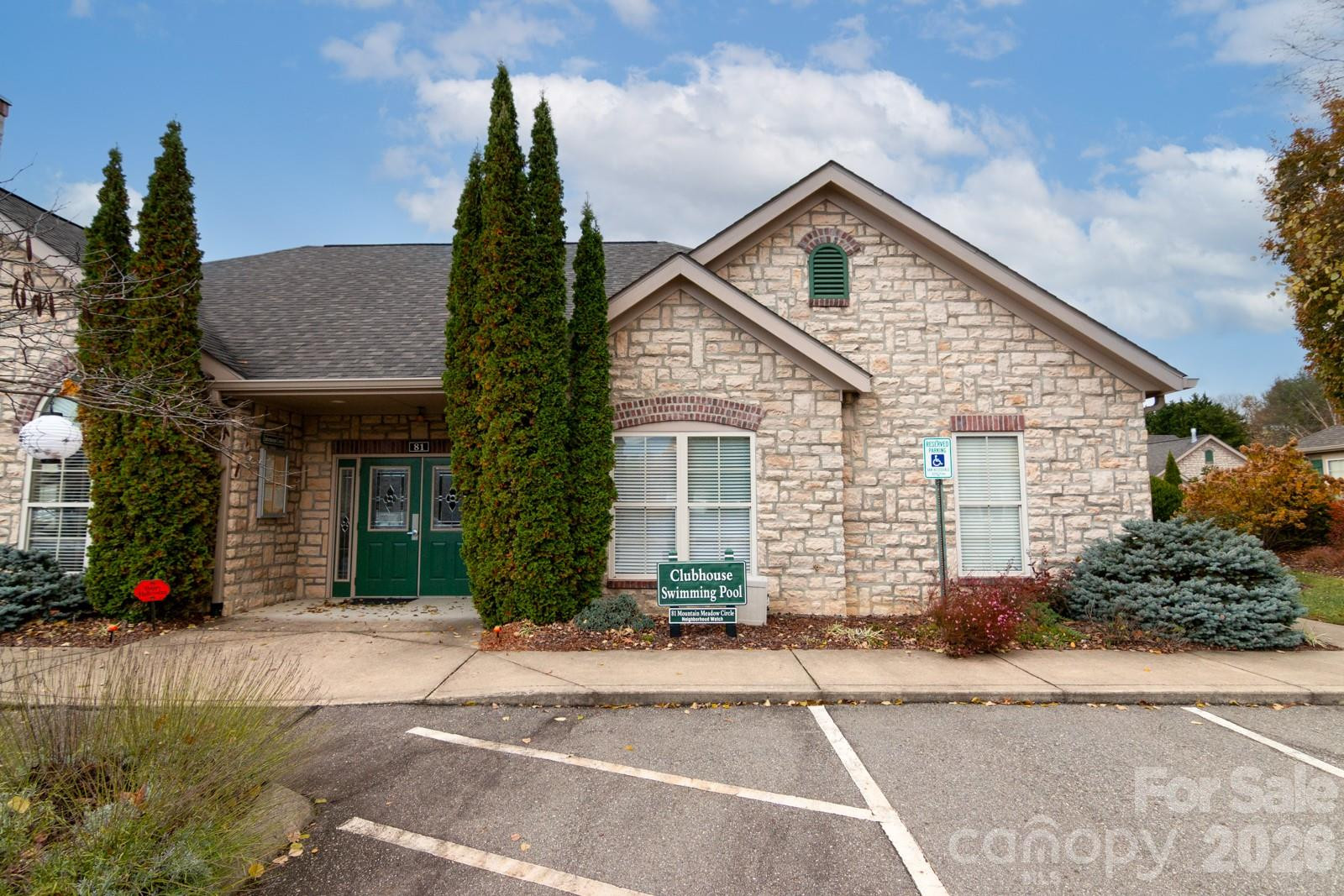 92 Mountain Meadow Circle - Photo 43