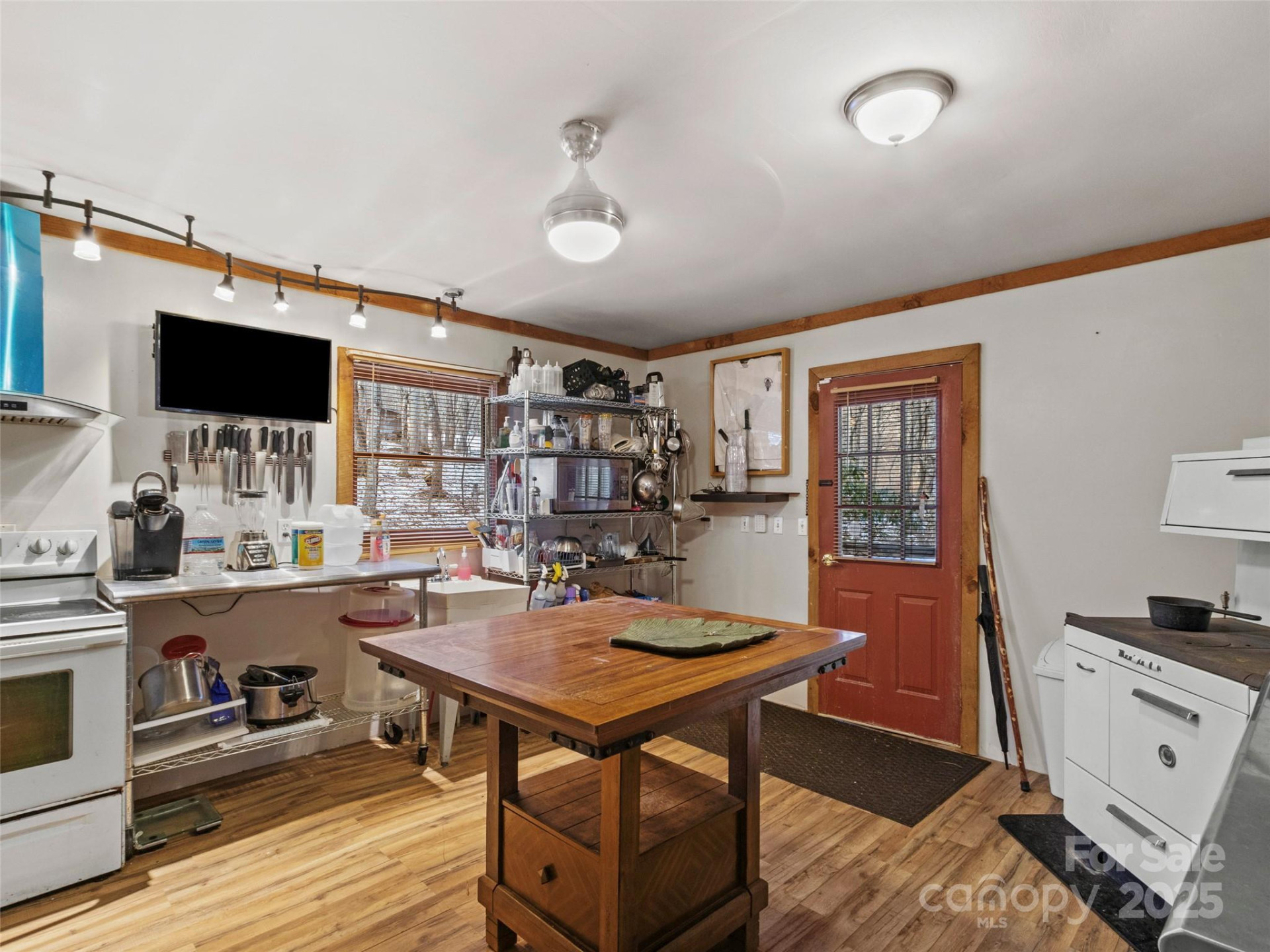 1571 Roaring Fork Road - Photo 21