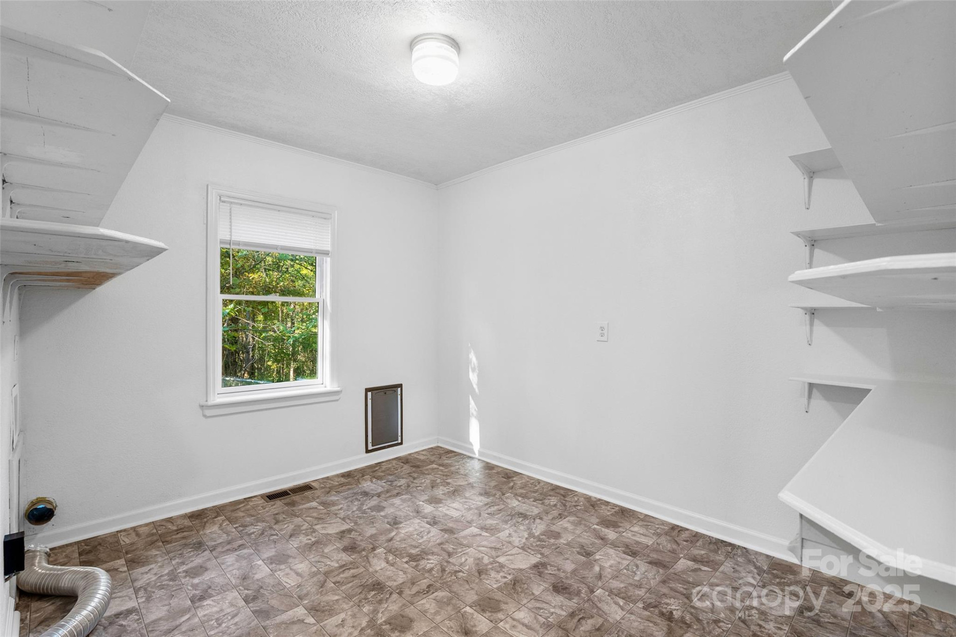 14 Luckenbach Drive - Photo 10