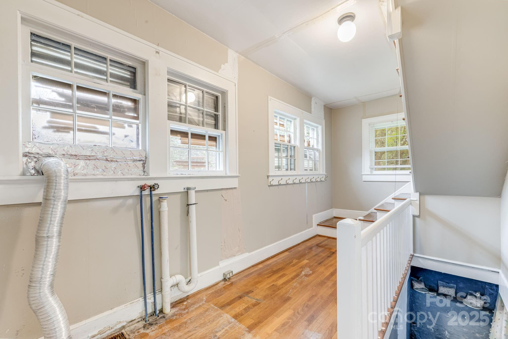 1819 Windsor Drive - Photo 12