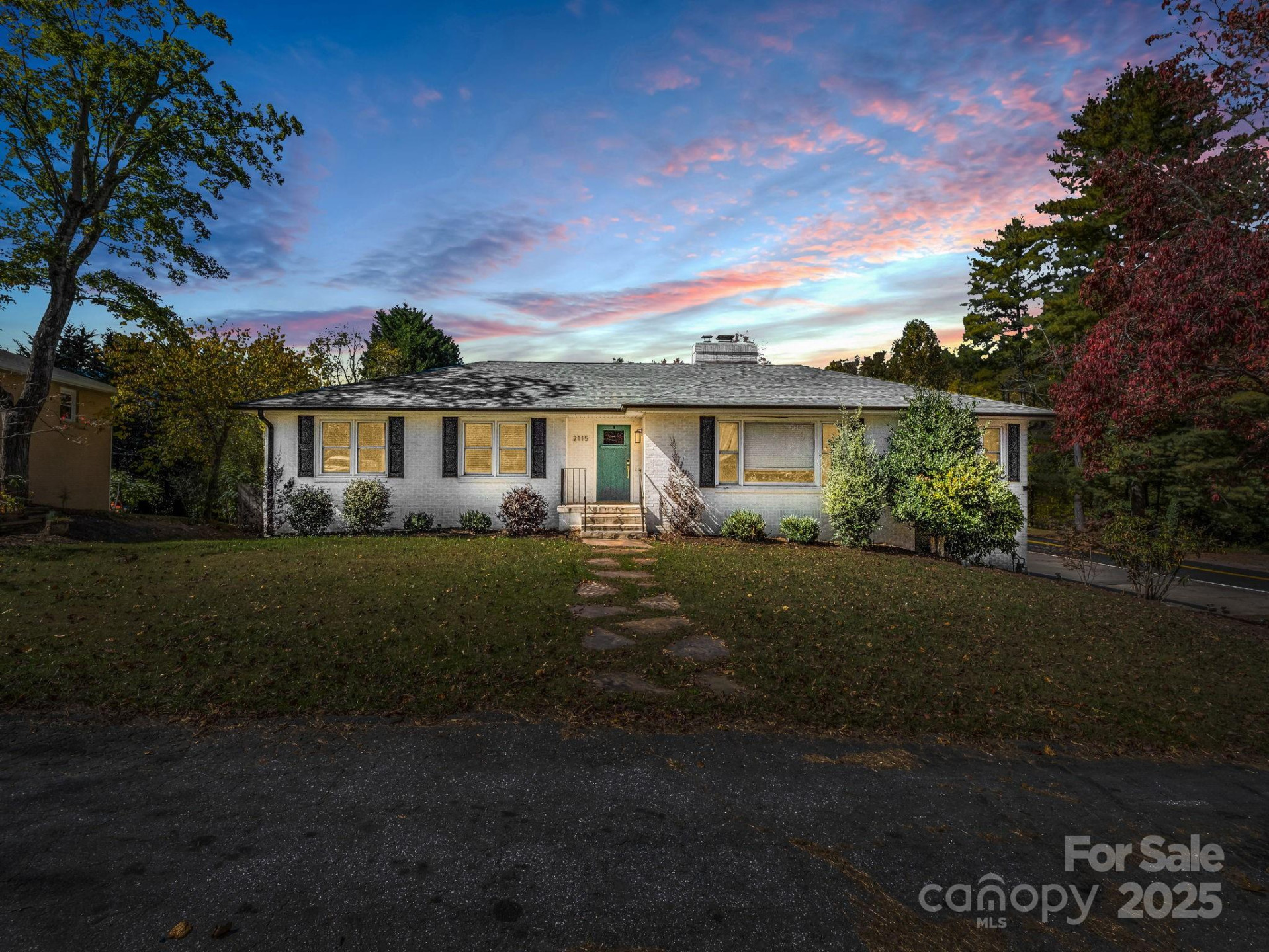 2115 Stoney View Court - Photo 3