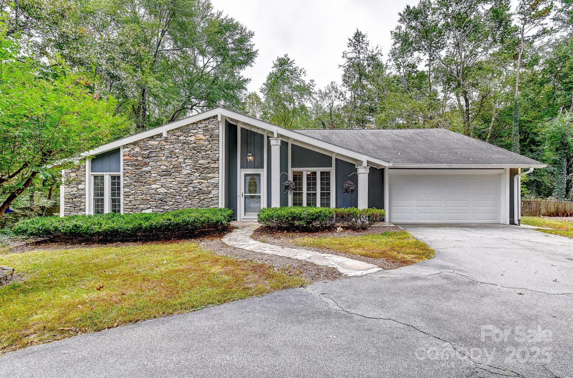 3119 Hickory Hill Road