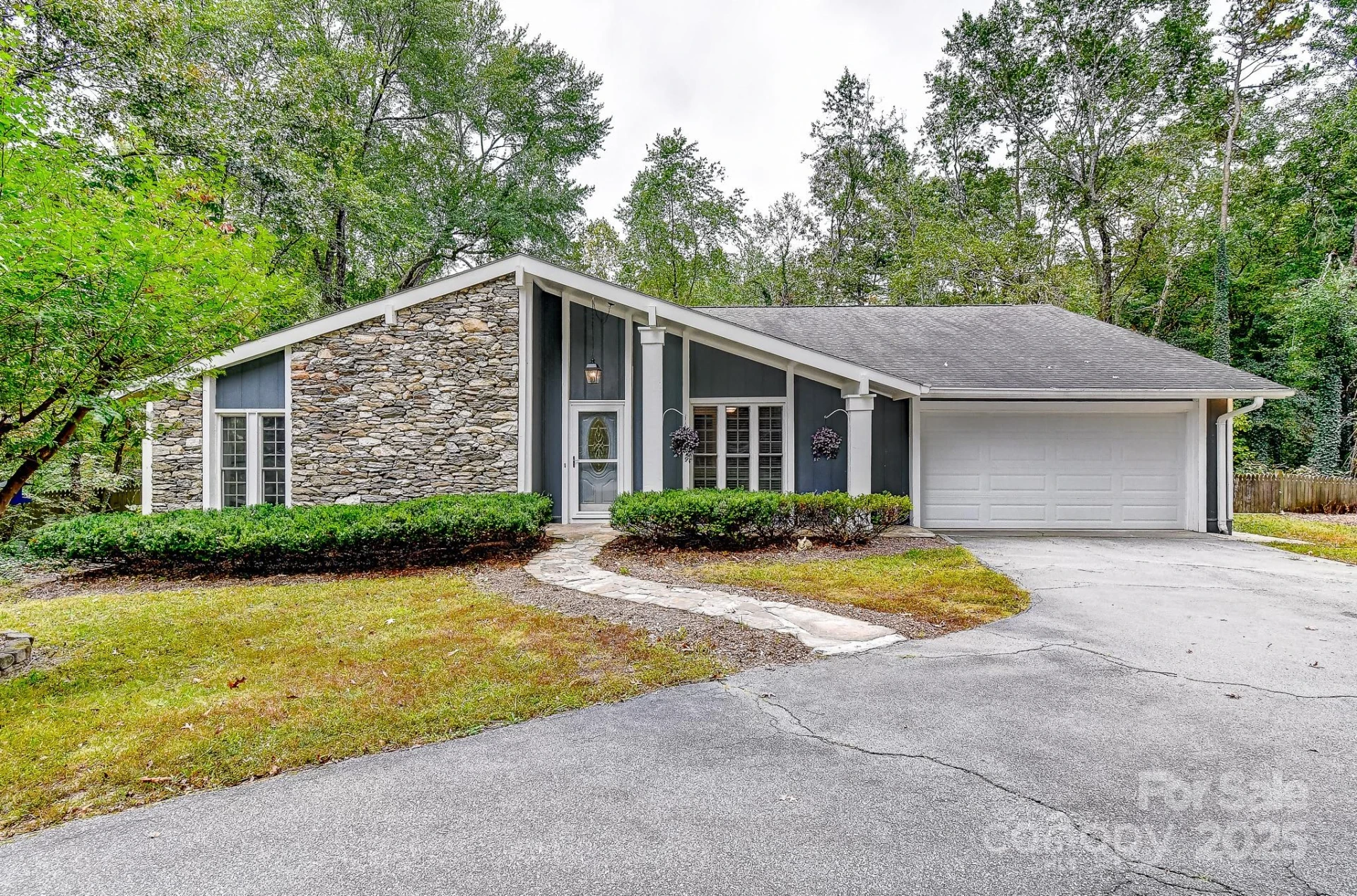 3119 Hickory Hill Road