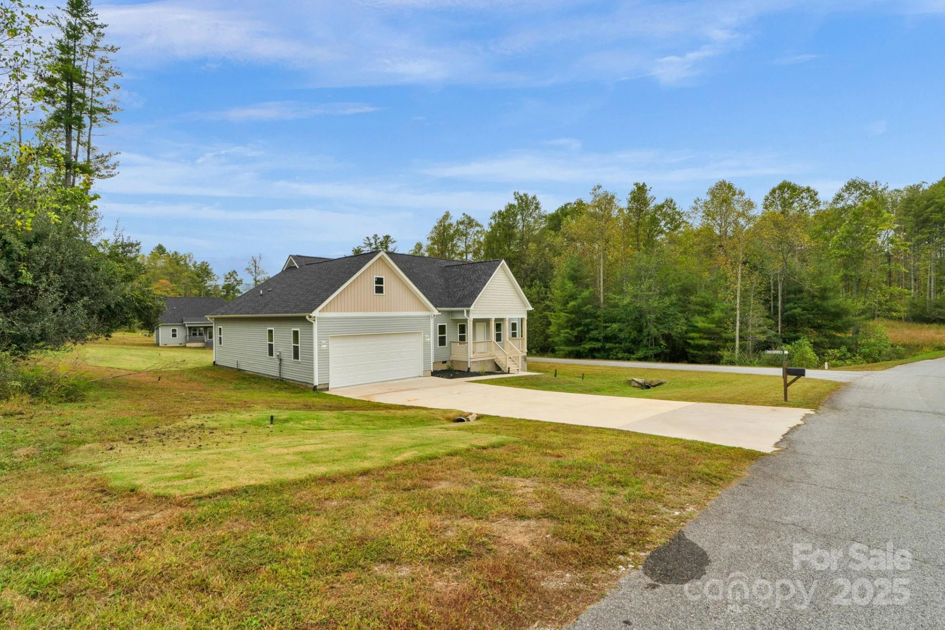 142 Crystal Heights Drive - Photo 3